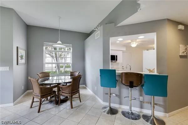 25080 PEACOCK LN 102