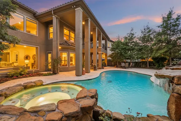19 MIRAMAR HEIGHTS CIR
