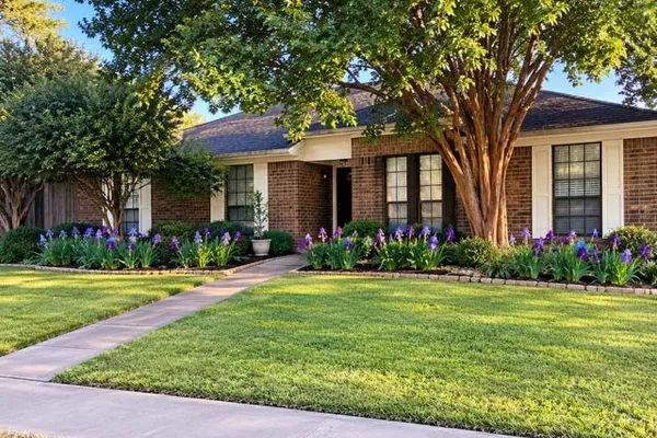1604 MEADOWGATE DR