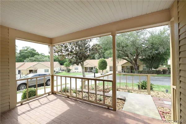 3637 N LAURELWOOD LOOP