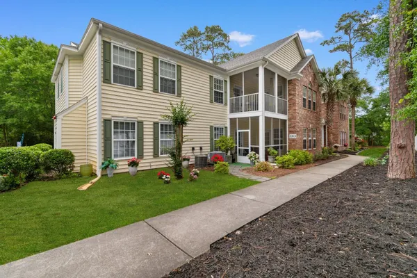 143 CRANE DR B