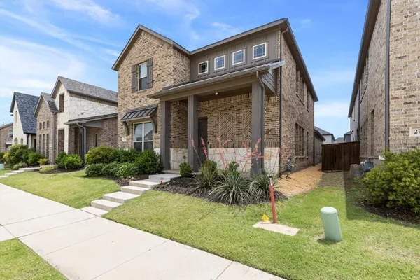 2714 COLBY DR