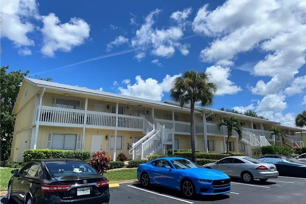 4605 BAYSHORE DR G2