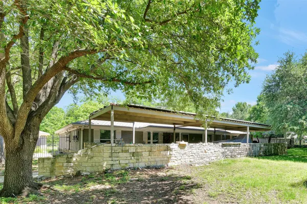 5313 HIDDEN OAKS LN