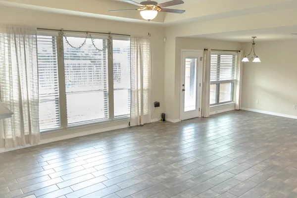 103 PALOMINO DR