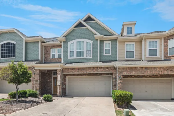 3861 MARCILLIA CIR
