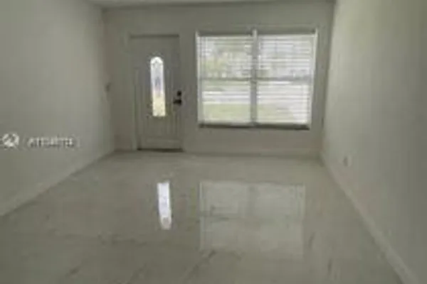 751 NW 18TH ST