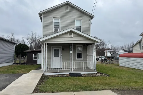 1224 W HIGH ST