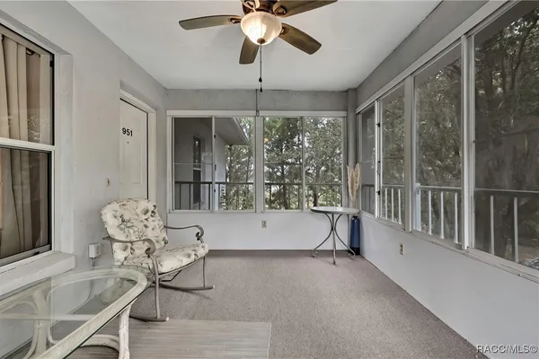 951 SE MAYO DR