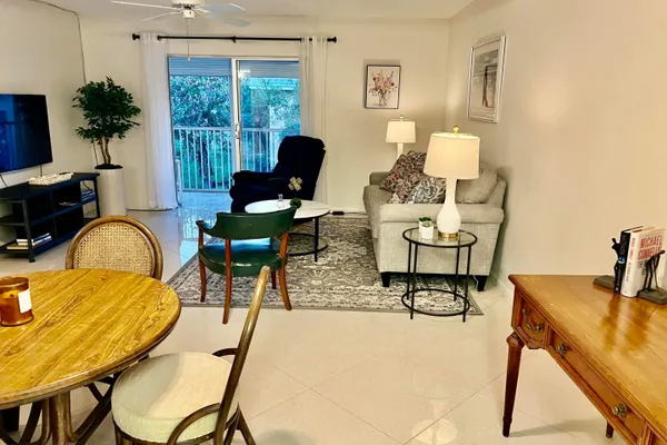 18081 SE COUNTRY CLUB DR 7-69