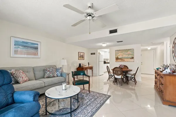 18081 SE COUNTRY CLUB DR 7-69