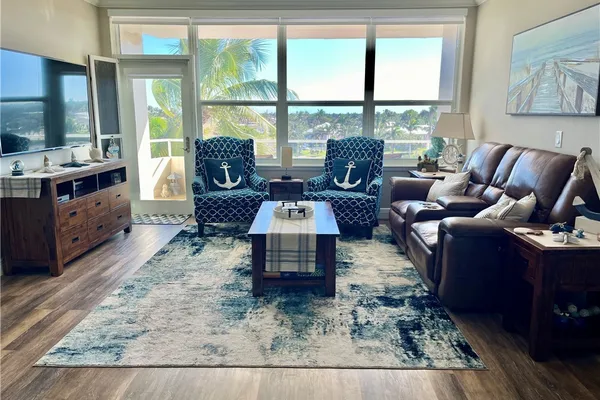 220 SEAVIEW CT 504