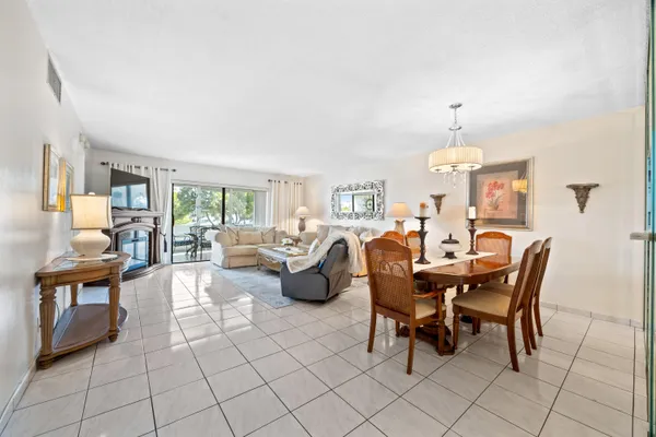 4000 NW 44TH AVE 315