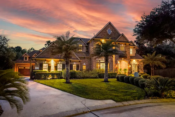 1307 MAJESTIC PINES CT