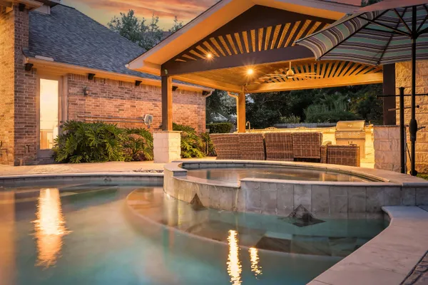 1307 MAJESTIC PINES CT