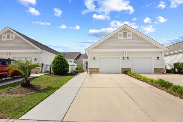 736 SALERNO CIR D
