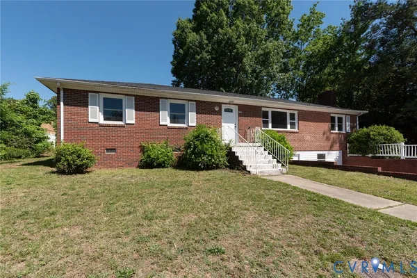 3209 GARLAND AVE