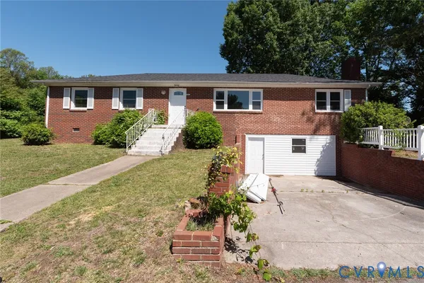 3209 GARLAND AVE