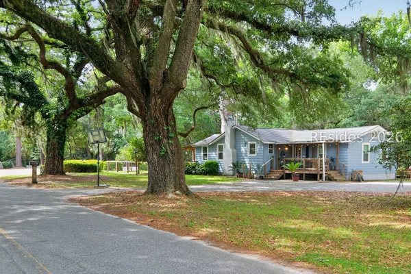 48 CAMP SAINT MARY RD