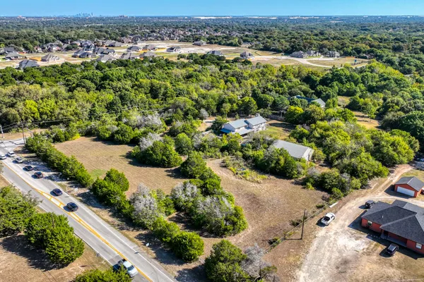 1922 W PLEASANT RUN RD
