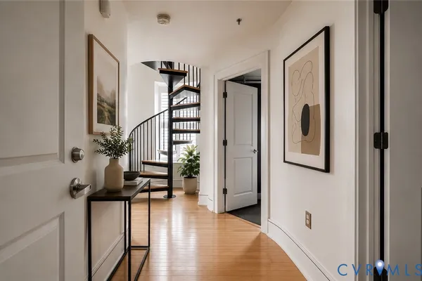 1205 E MAIN ST U4R-W