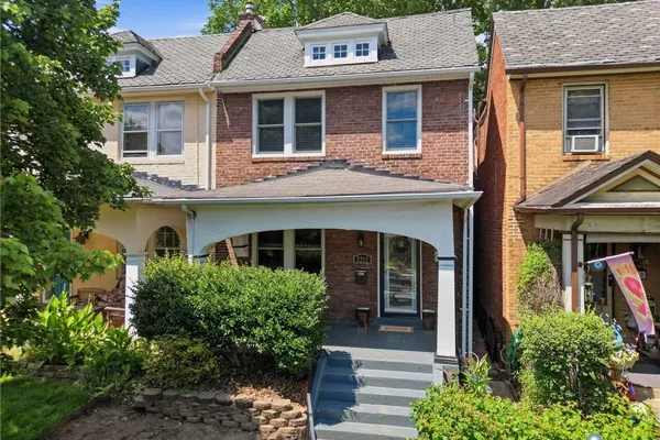 2212 MAPLEWOOD AVE