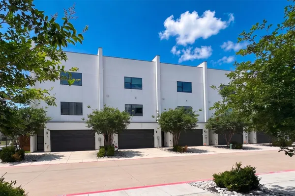 13001 HUTTON DR 10