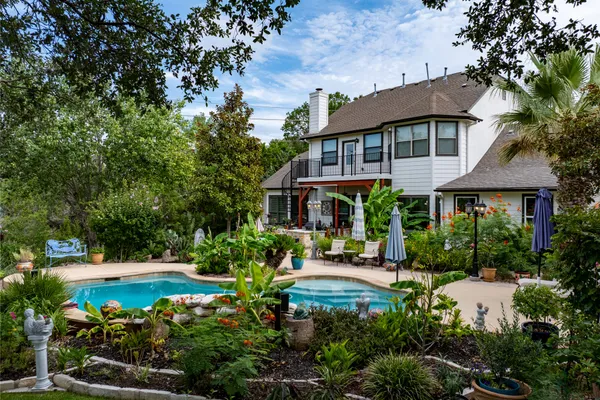 13306 MONTVIEW DR
