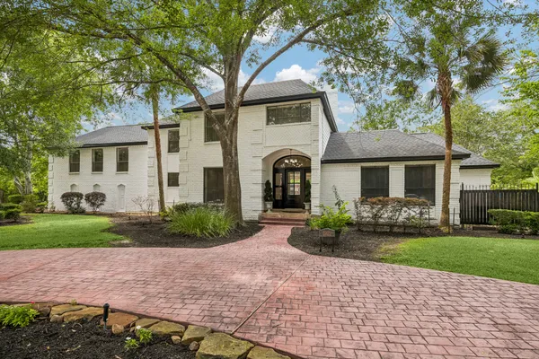 1922 GRAND VALLEY DR
