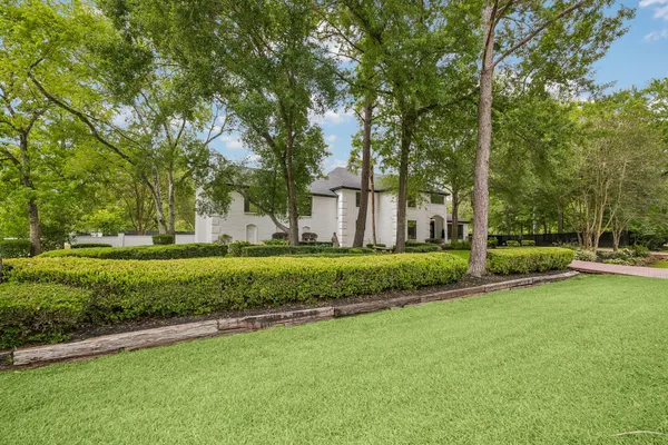 1922 GRAND VALLEY DR