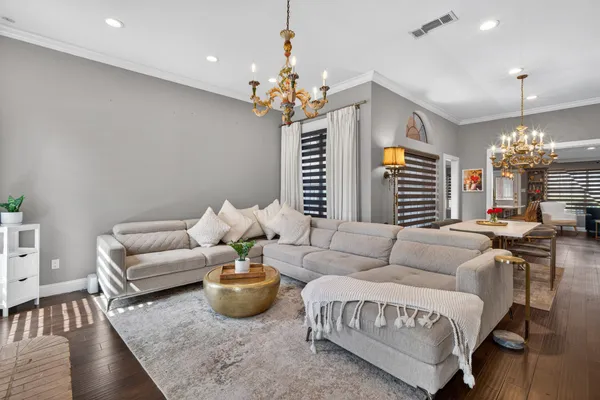 6928 MOUNTAIN CEDAR LN