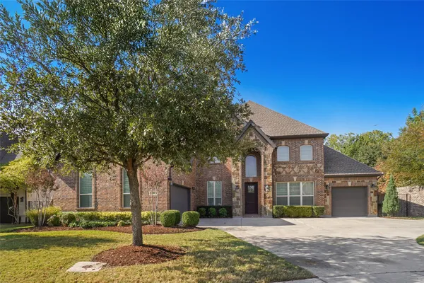 1813 BROUGHTON DR