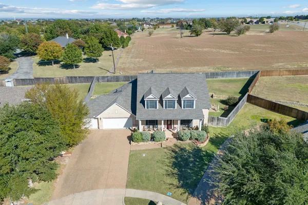 614 CREEK VIEW DR