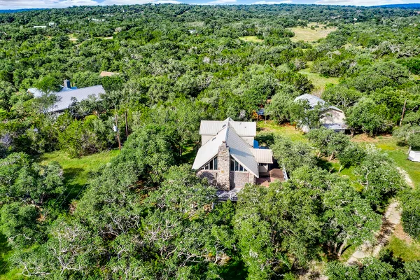 8015 OZARK DR