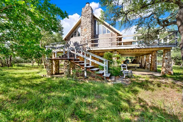 8015 OZARK DR