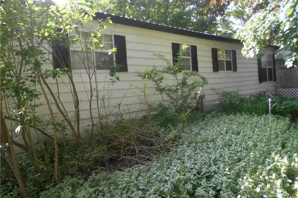15 SUNSET DR