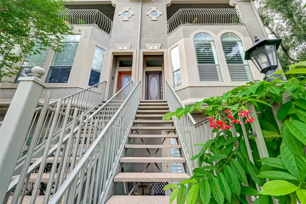 106 DETERING ST