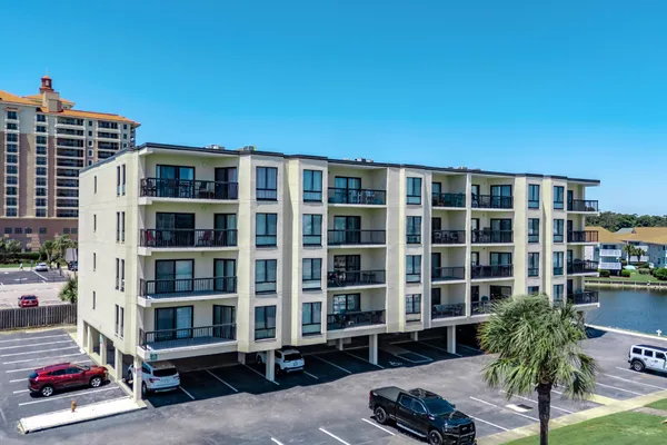 1915 N OCEAN BLVD 303 A