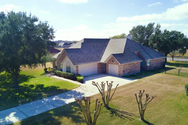 3327 RIVER BEND DR