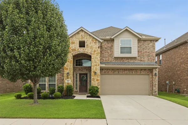4317 LAKEVIEW DR