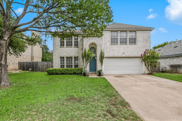 903 CREEKMONT DR
