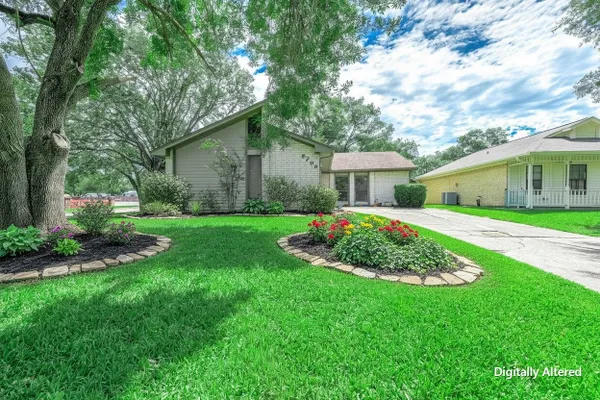 2702 DOVE TREE DR