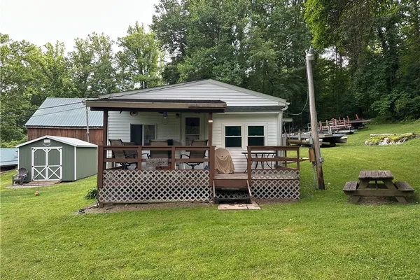 129 OLD FARM LN