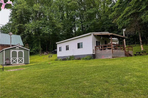 129 OLD FARM LN