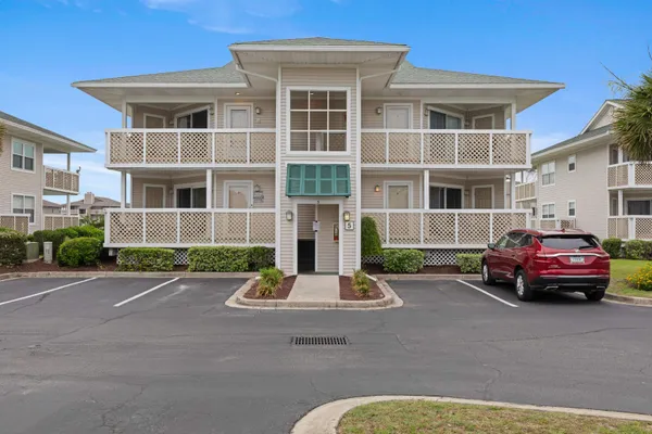 301 SHOREHAVEN DR 5D