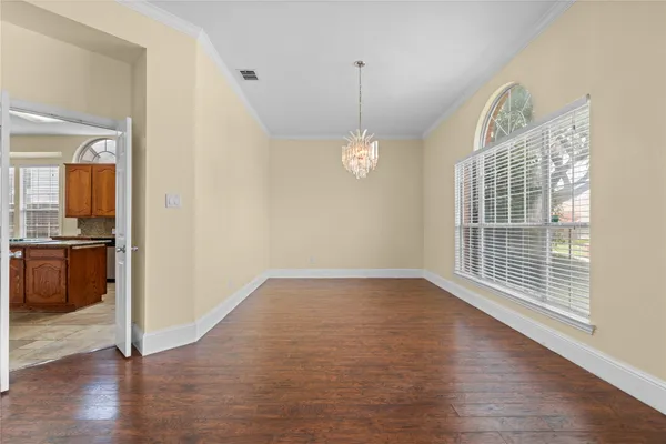 3607 FLAGSTONE DR