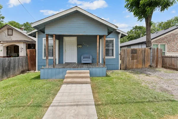 1612 HARRIS CT