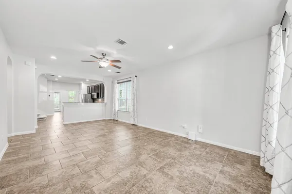 1325 CENTRAL PARK CT