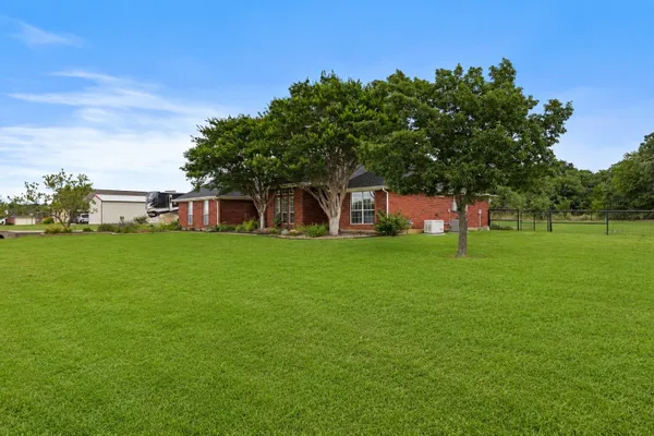 3909 TIMBERCREST DR