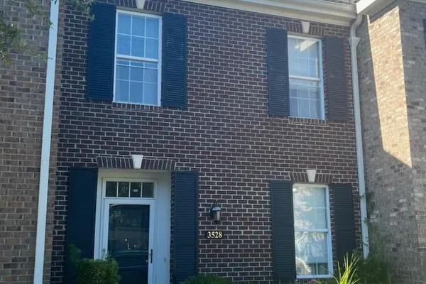 3528 ALEXANDRIA AVE 3528